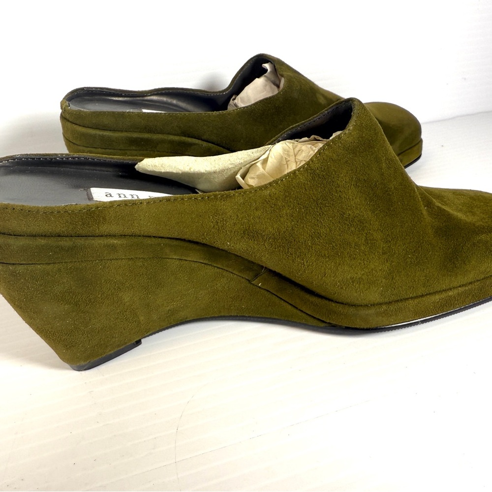 Ann Marino Women's Olive Suede Loafers - Picture 6 of 10